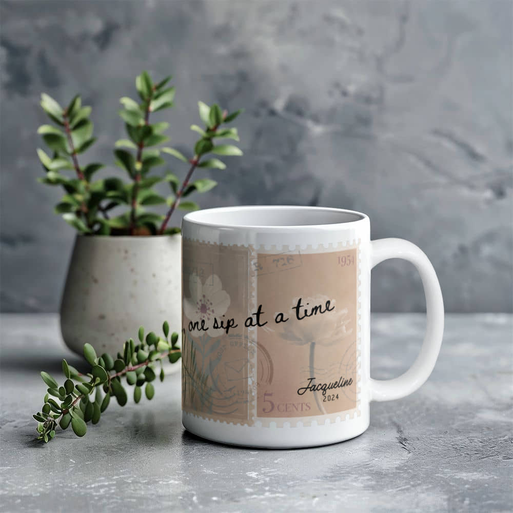 Parisian Charm: Vintage-Inspired Ceramic Coffee Mug