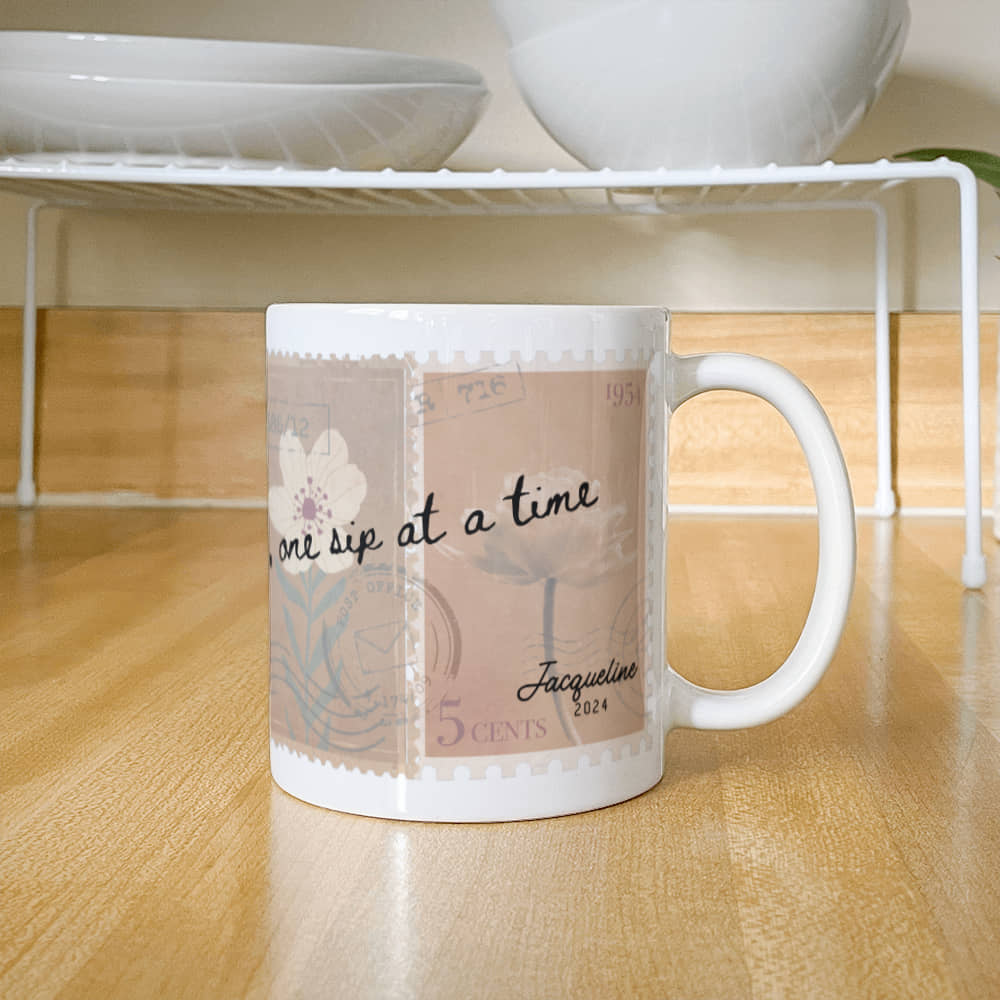 Parisian Charm: Vintage-Inspired Ceramic Coffee Mug